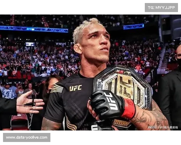 奥利维拉与马哈切夫二番战传闻再起，轻量级格局待变