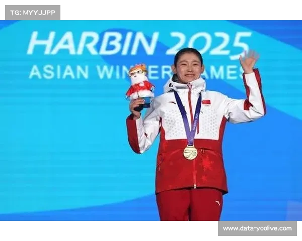 单板滑雪世界杯中国选手状态正佳，葛春宇高难度动作获高分